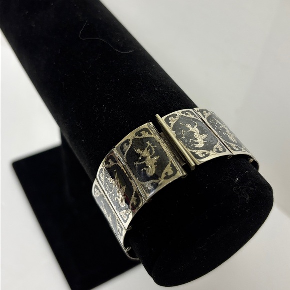 Siam Sterling Niello Dancers Bracelet and Brooch Set - Picture 14 of 16